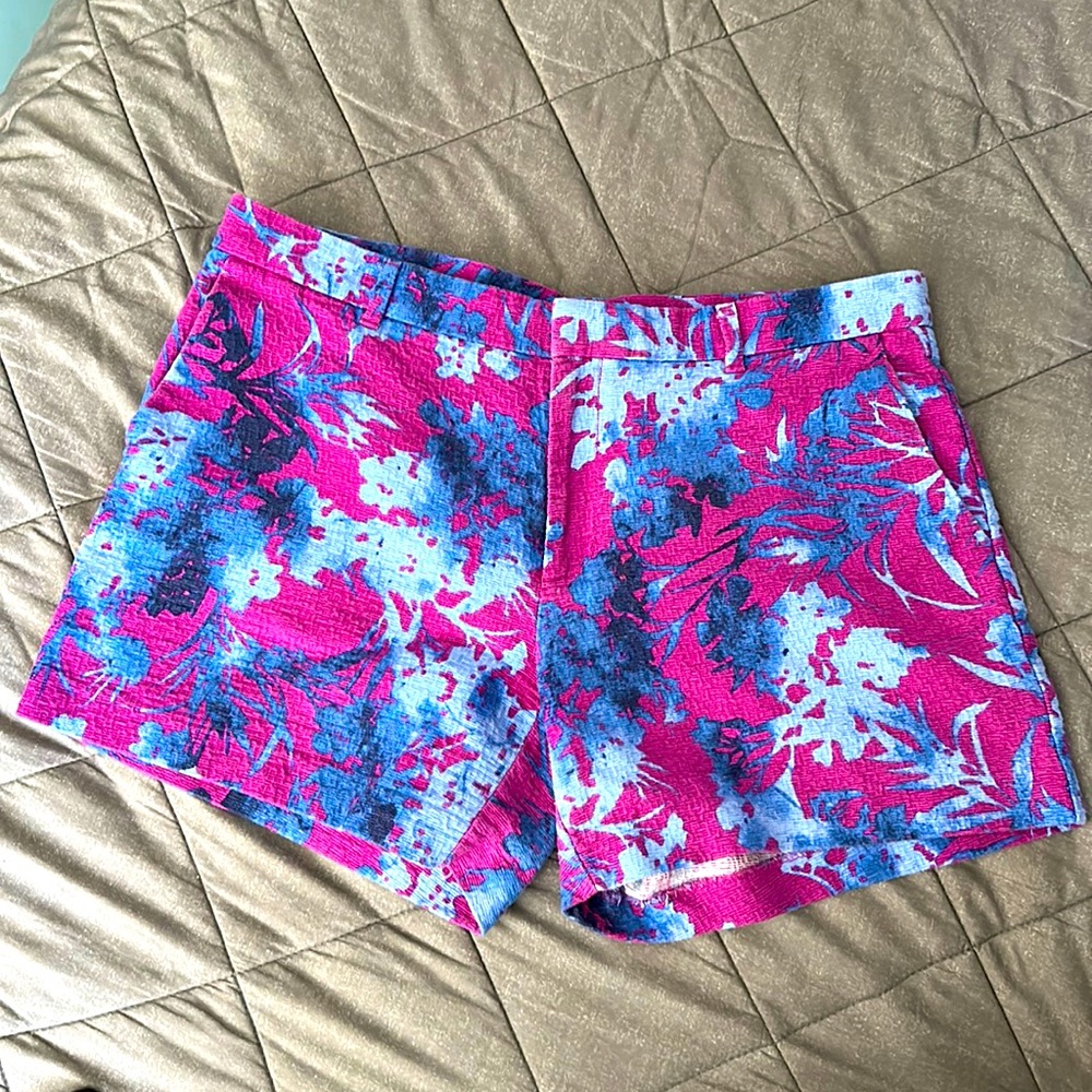 Lightly used Banana Republic print shorts